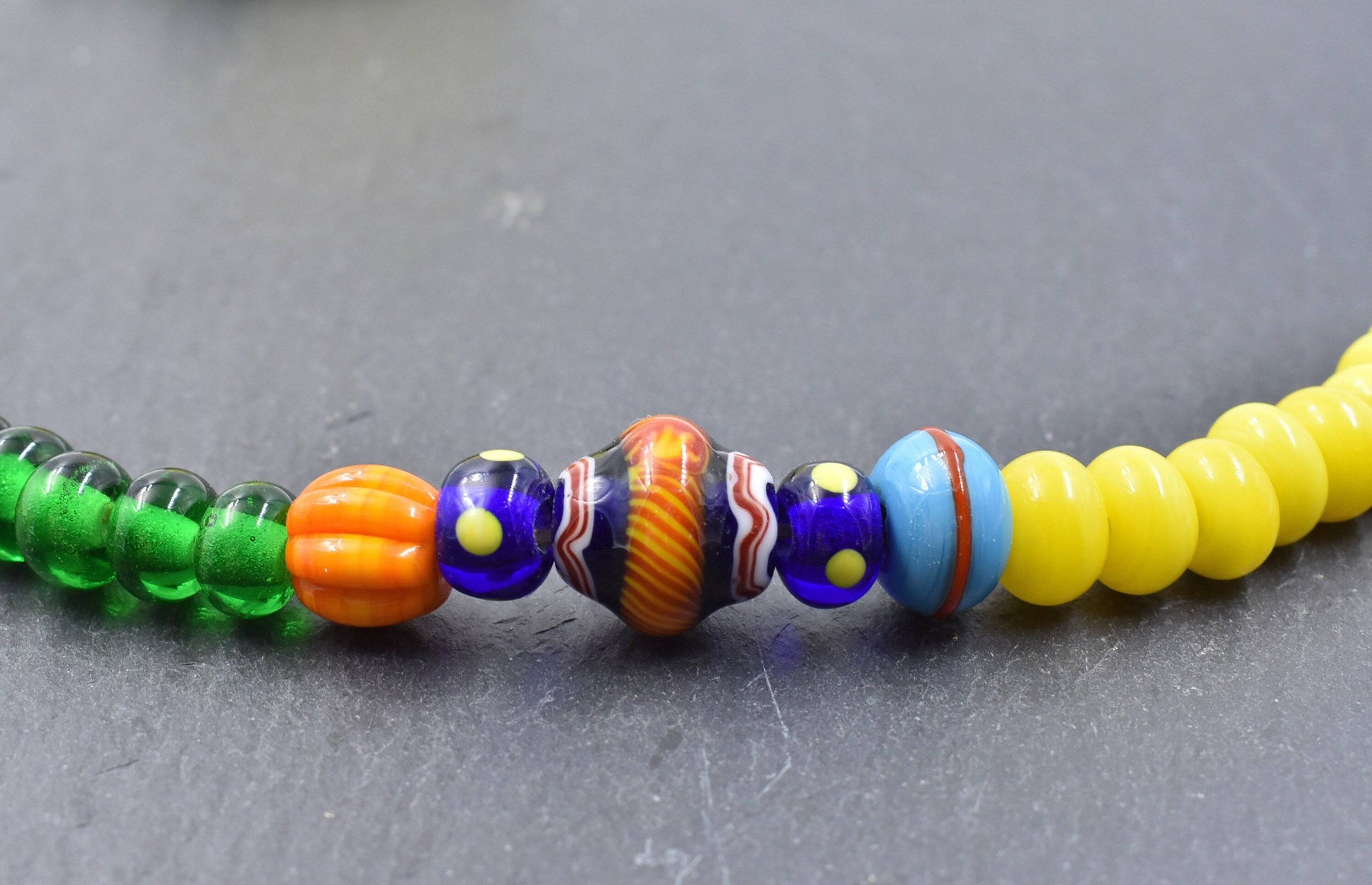 Wikinger Fibelkette mit Lampwork Perlen