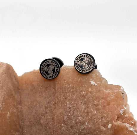 Fake plugs mit wikinger & keltischen motiven - ohrstecker