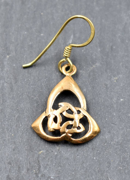 Triquetra-Ohrringe keltisch aus Bronze 