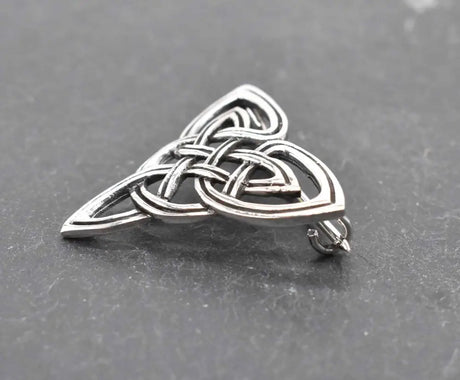 Keltische knotenbrosche aus 925er sterling silber - brosche