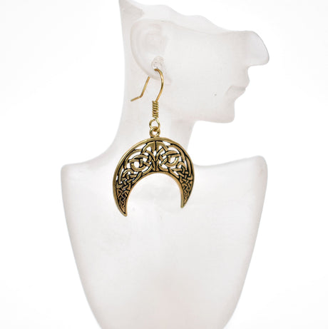 Keltische lunula ohrringe aus bronze mit knotenmotiv
