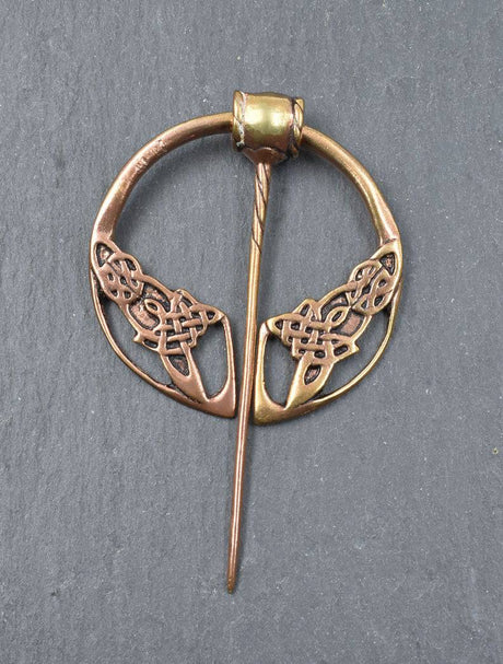 Keltische ringfibel aus bronze mit knotenmuster - penannular