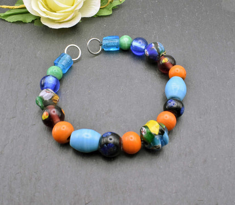 Kunterbunte fibelkette mit lampwork perlen