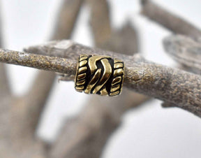 Bartperle mit keltischem Muster