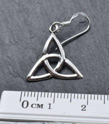 Maße des Triquetra Ohrhänger aus 925er-Silber