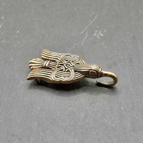 Raben-wadenwickelhaken 1 stück - größe ca. 4.2 cm x 1.8 - aus schmuckbronze - gewandhaken